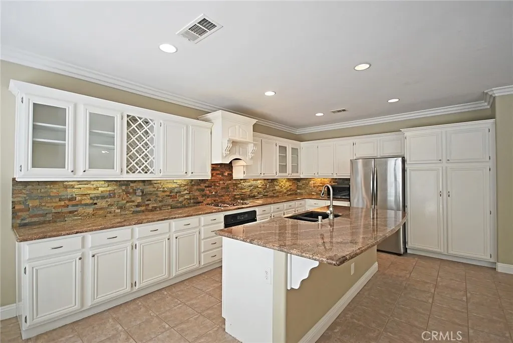Additional image 51 of 28406 Falcon Crest Dr, Canyon Country, CA 91351