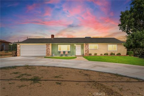 17680 Walnut Street, Hesperia, CA 92345 - MLS#: HD23175187