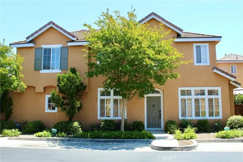 24472 Montevista Circle, Valencia, CA MLS: SR25104079