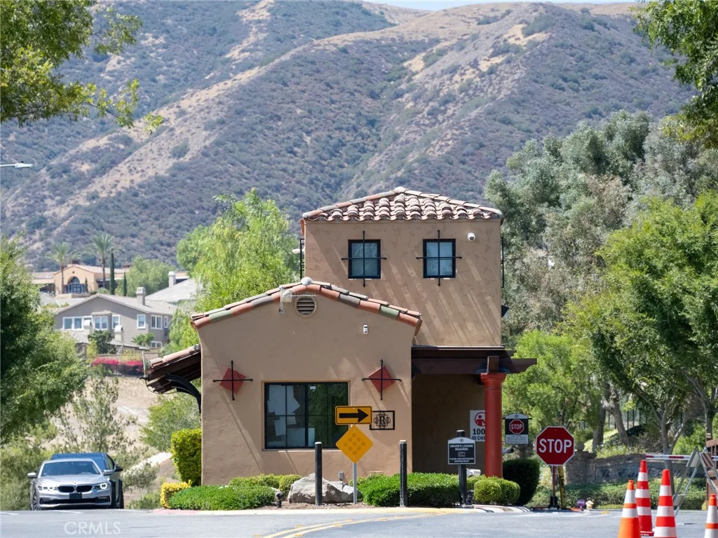 7539 Sanctuary Drive, Corona, CA 92883