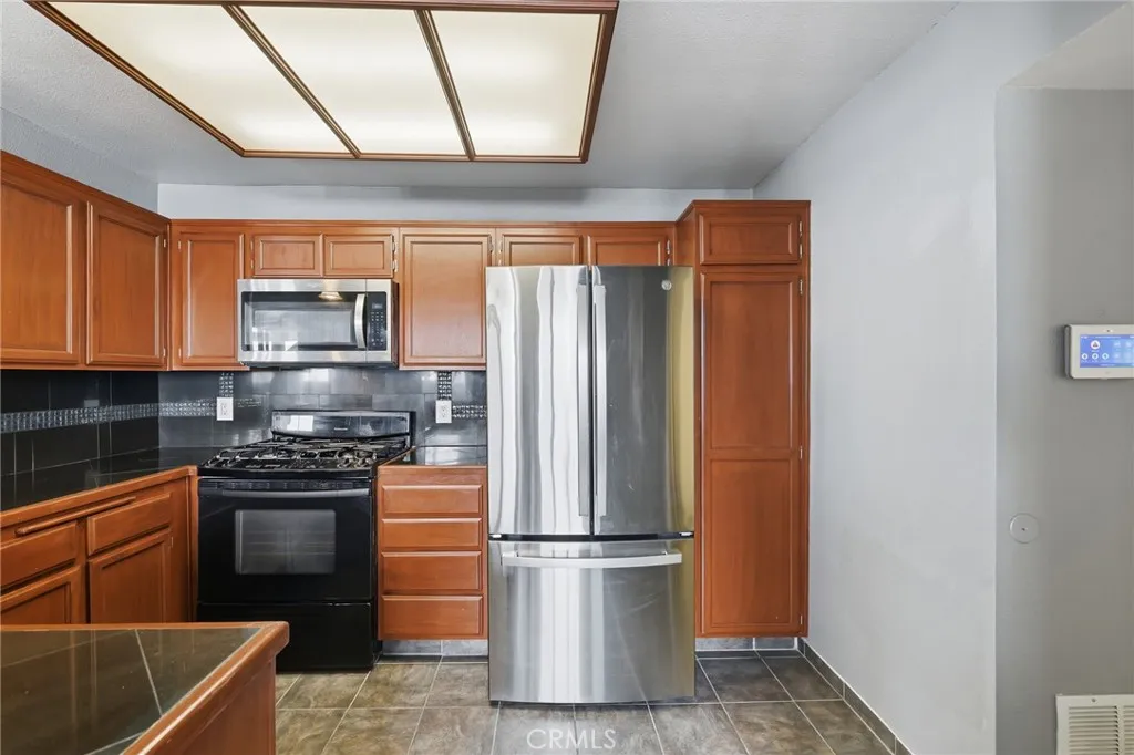 Additional image 13 of 37940 42nd Street Unit 136, Palmdale, CA 93552