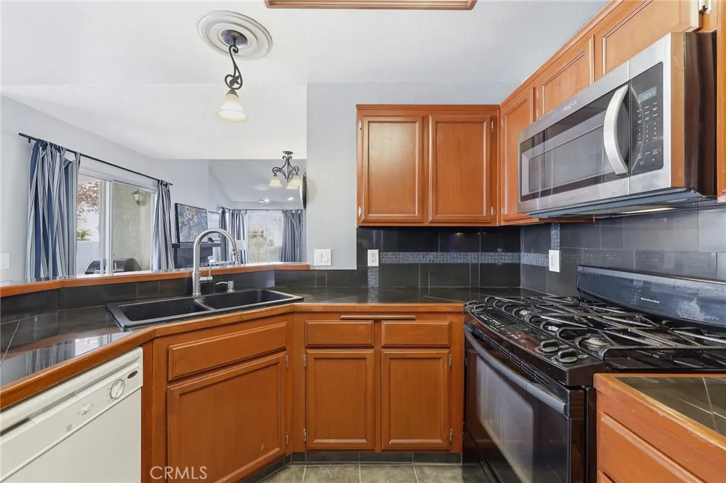 Additional image 14 of 37940 42nd Street Unit 136, Palmdale, CA 93552