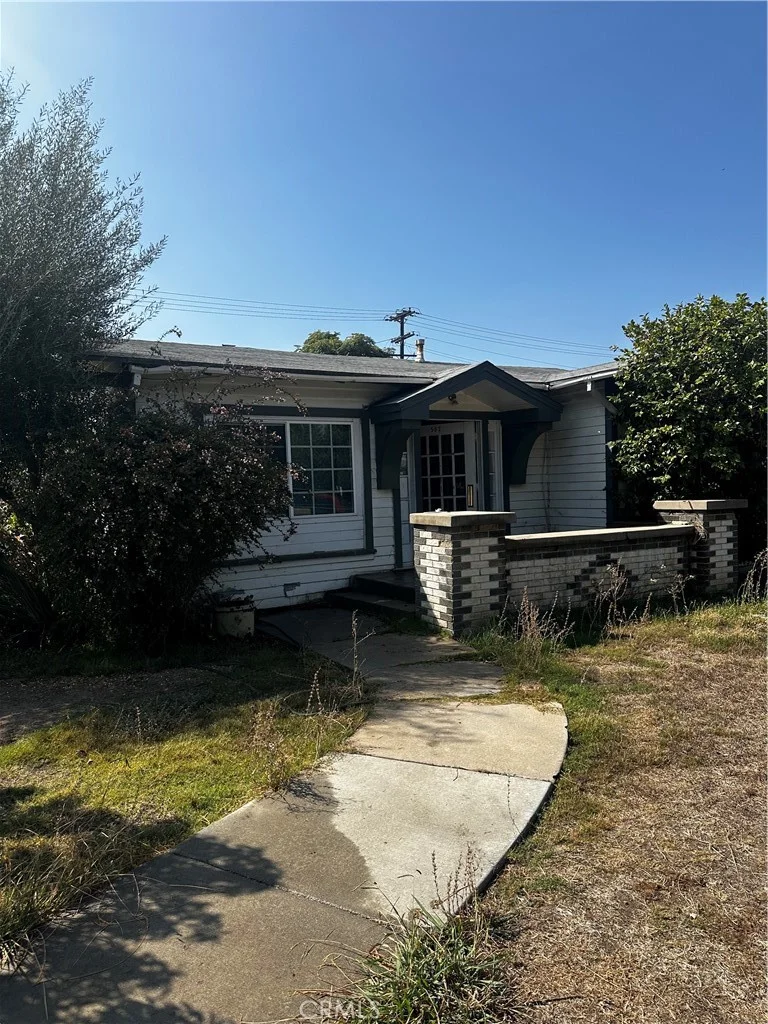 502 W Erna Ave, La Habra, CA 90631