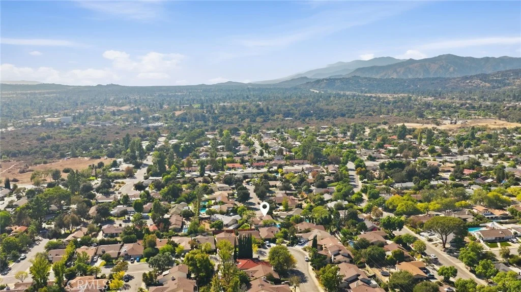 577 Bishop Place, Claremont, CA 91711