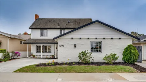 8292 Snowbird Drive, Huntington Beach, CA MLS: OC25055615