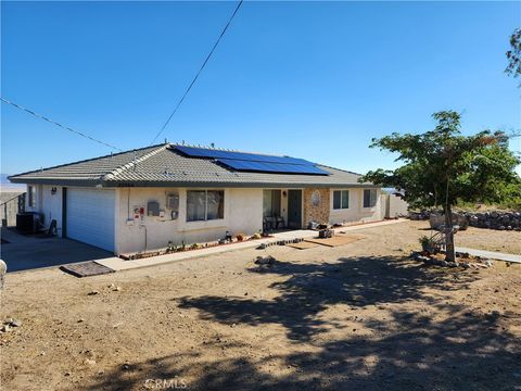 32564 Emerald Road, Lucerne Valley, CA 92356 - MLS#: HD23165050