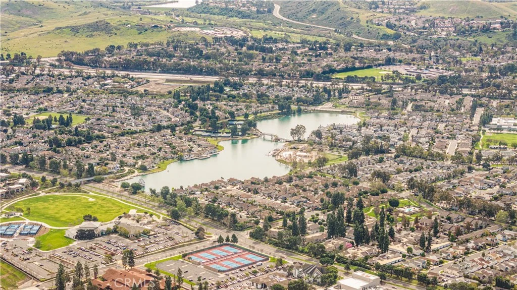 10 Alderbrook, Irvine, CA 92604