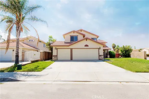 2803 Cambridge Avenue, Hemet, CA MLS: MB25066306