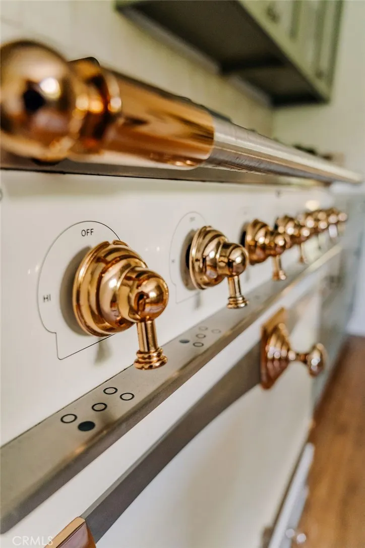 Additional image 57 of 4070 Garden Avenue, Los Angeles, CA 90039