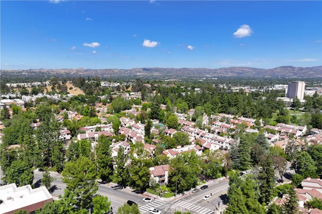 21801 Burbank Blvd Unit 97, Woodland Hills, CA 91367