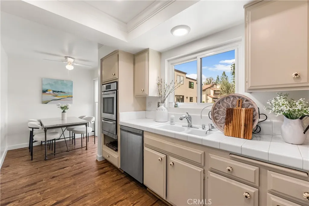 Additional image 19 of 21801 Burbank Blvd Unit 97, Woodland Hills, CA 91367