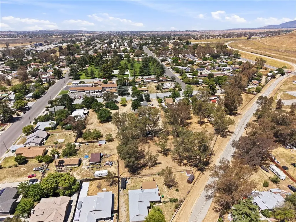 Additional image 4 of N Woodland Avenue, Banning, CA 92220
