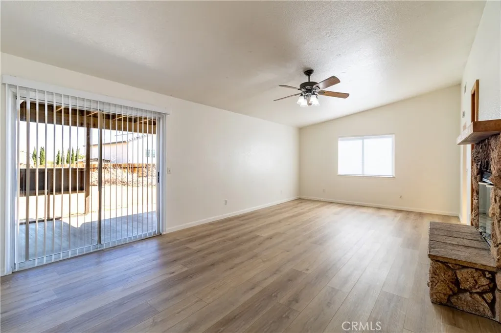Additional image 7 of 19014 Vine St, Hesperia, CA 92345