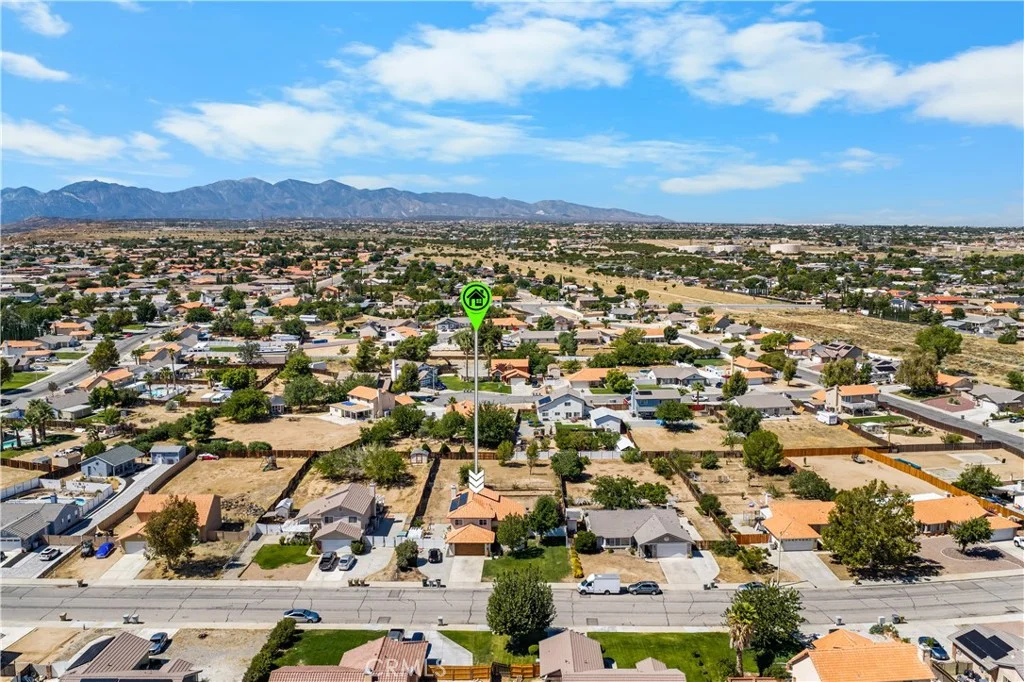 6990 Loma Vista Ave, Hesperia, CA 92345
