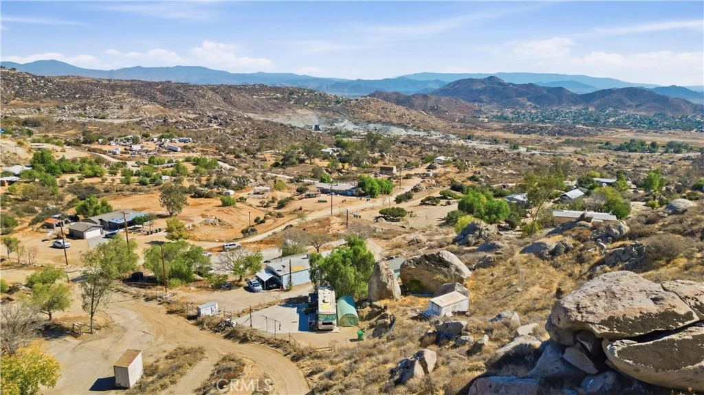 24275 Luna Ln, Homeland, CA 92548