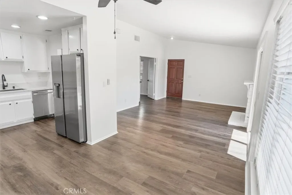Additional image 6 of 25748 Leticia Drive, Valencia, CA 91355