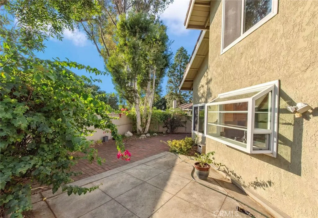 11 Oakgrove Unit 48, Irvine, CA 92604