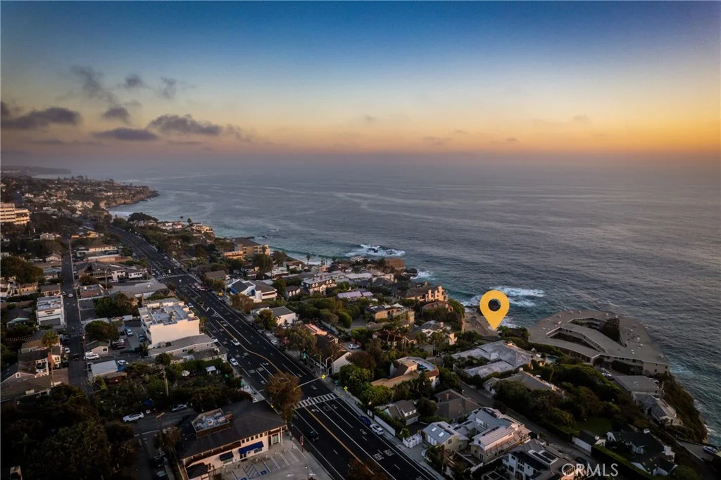 31595 Table Rock Dr, Laguna Beach, CA 92651