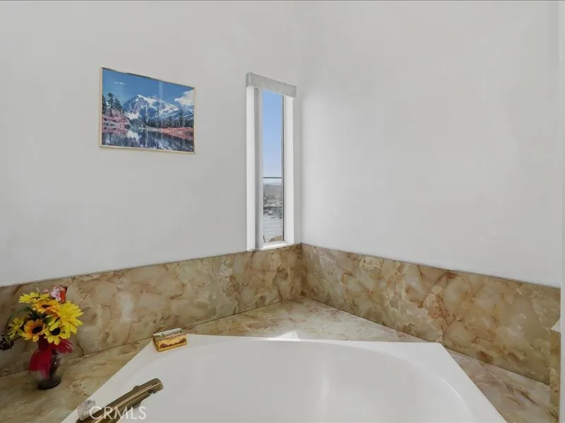 Additional image 77 of 22636 Inspiration Pt, Canyon Lake, CA 92587