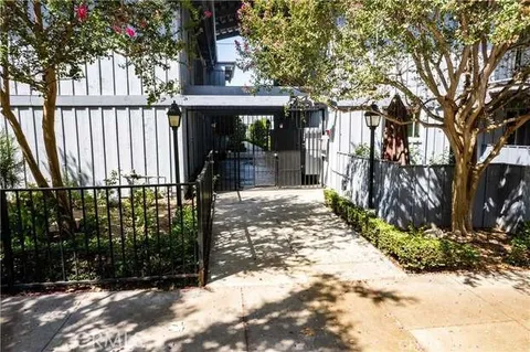 5447 Zelzah Ave Unit #116, Encino, CA 91316 - MLS#: SR25025391