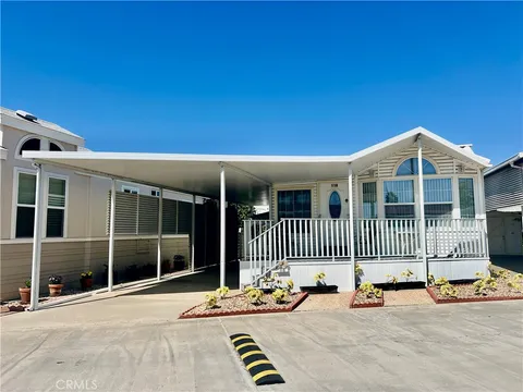 1295 S Cawston Avenue Unit 118, Hemet, CA MLS: SW25085067