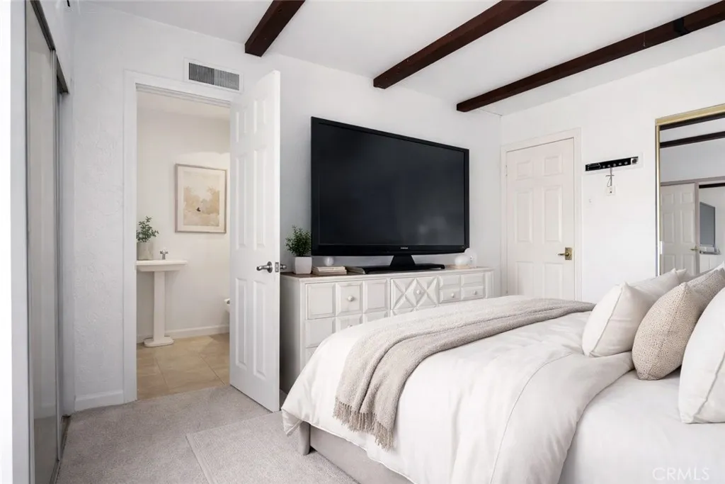 Additional image 110 of 15 La Crescenta Drive, Camarillo, CA 93010