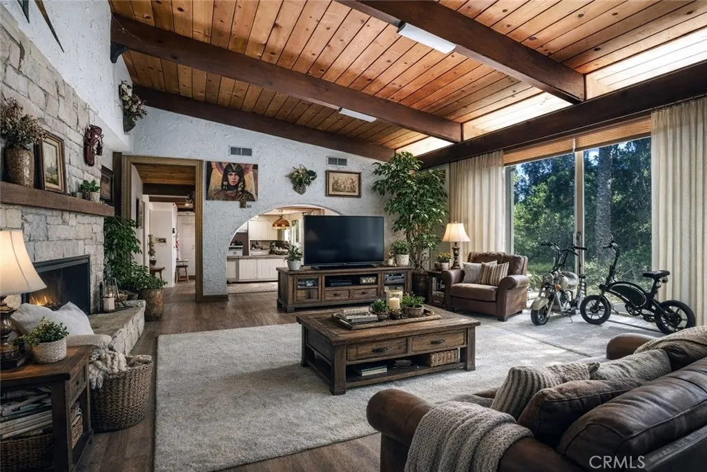 Additional image 103 of 15 La Crescenta Drive, Camarillo, CA 93010