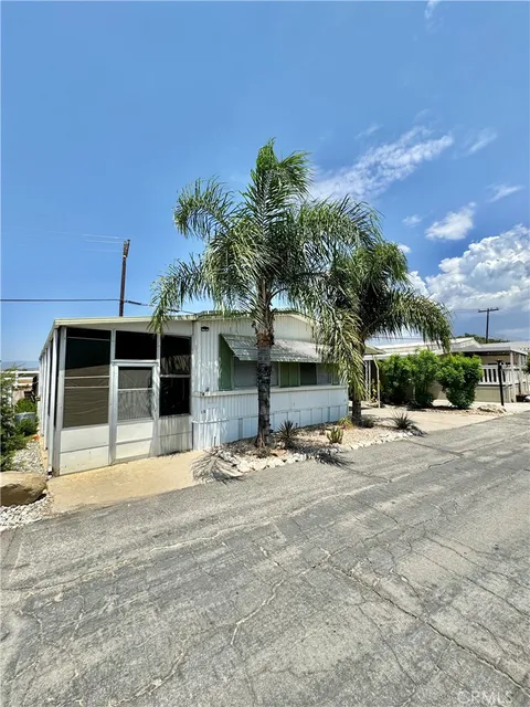 1134 Villa Calimesa Ln Unit 106, Calimesa, CA MLS: IV25060640
