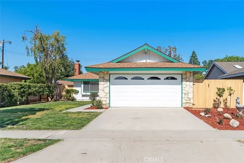 18531 Woodwind Lane, Anaheim Hills, CA MLS: PW25038017