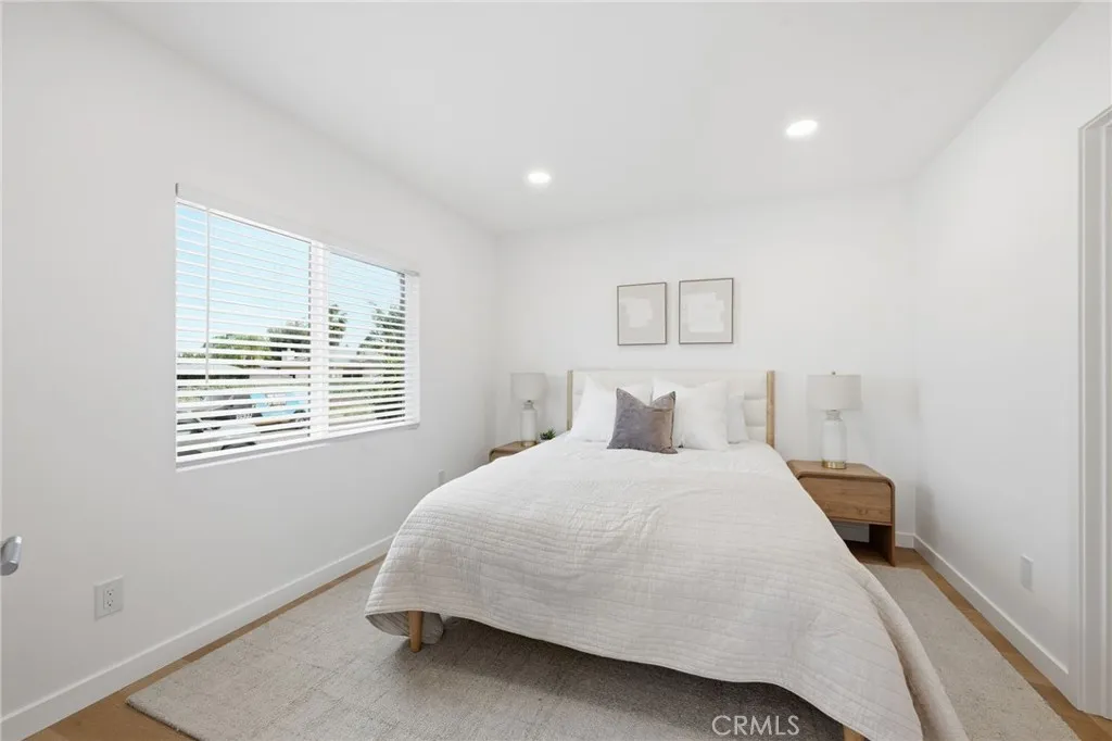 Additional image 22 of 17420 Collins Street, Encino, CA 91316