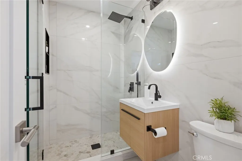 Additional image 55 of 17420 Collins Street, Encino, CA 91316