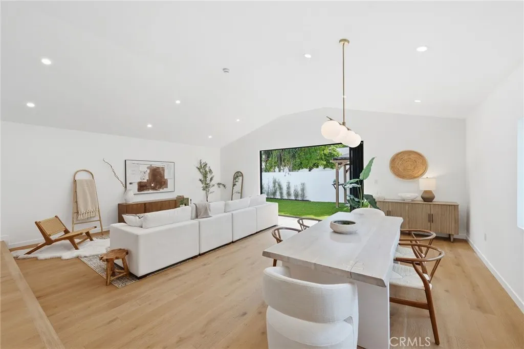 Additional image 6 of 17420 Collins Street, Encino, CA 91316