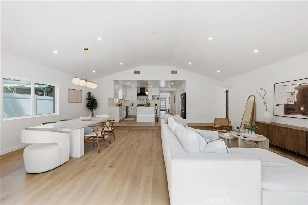 Additional image 9 of 17420 Collins Street, Encino, CA 91316