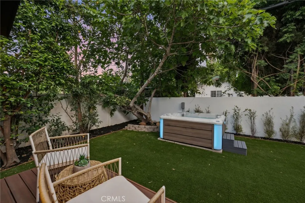 Additional image 29 of 17420 Collins Street, Encino, CA 91316