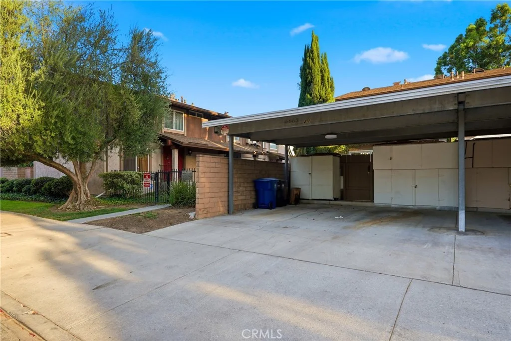 6663 Wilbur Ave Unit 21, Reseda, CA 91335