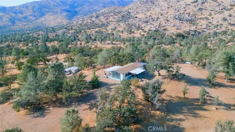 18100 Thompson Canyon Avenue, Caliente, CA MLS: PI24211502