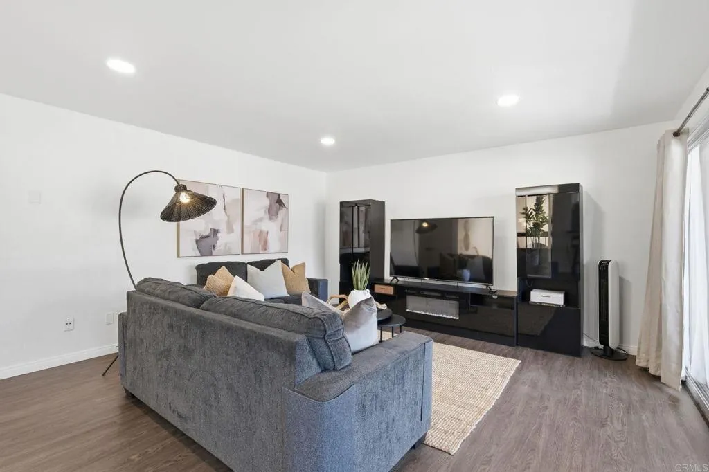 Additional image 9 of 6349 Caminito Salado, San Diego, CA 92111