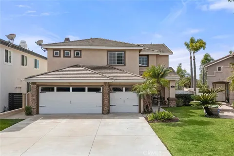 1067 S Matthew Way, Anaheim Hills, CA MLS: PW25046229