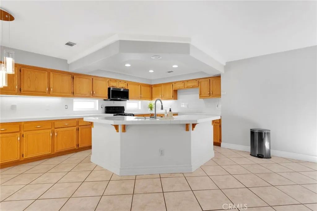 Additional image 13 of 14828 Ladybird Lane, Victorville, CA 92394