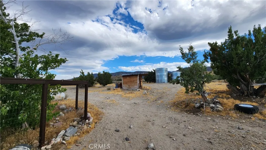 Additional image 18 of 30650 233rd St E, Llano, CA 93544