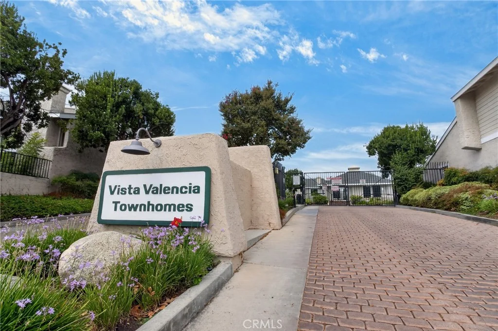 25142 Marci Way, Valencia, CA 91355