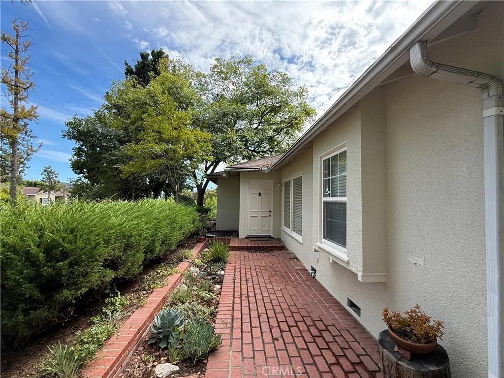 3637 Angelus Avenue, Glendale, CA 91208