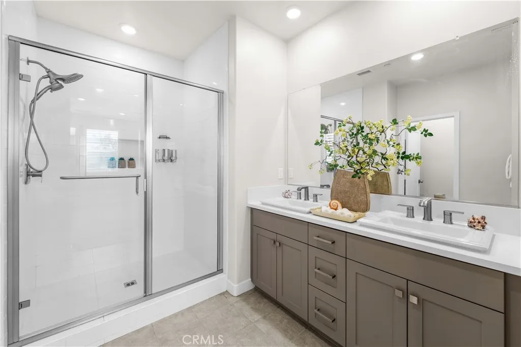 Additional image 66 of 236 keeper, Irvine, CA 92618