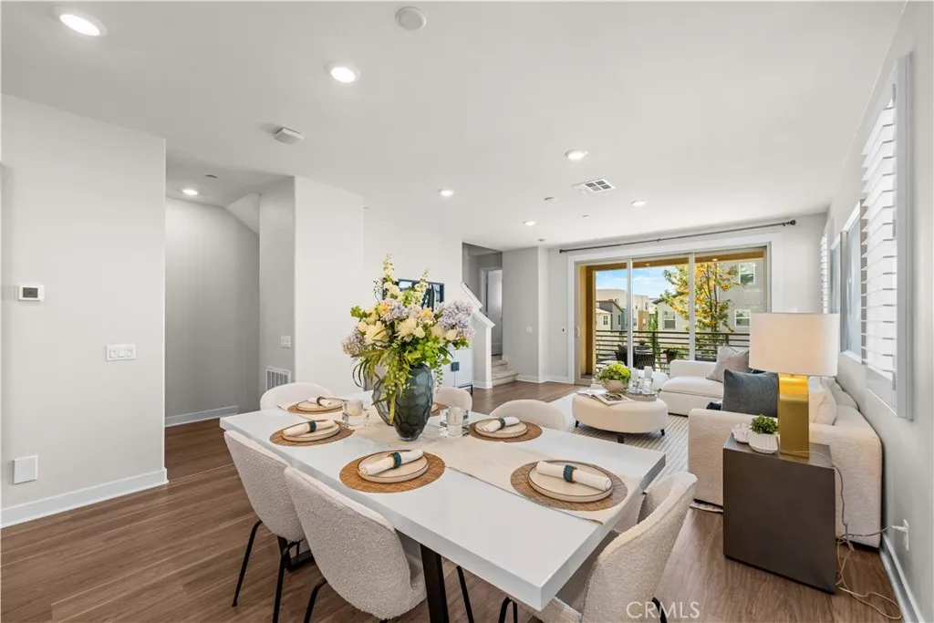 Additional image 57 of 236 keeper, Irvine, CA 92618