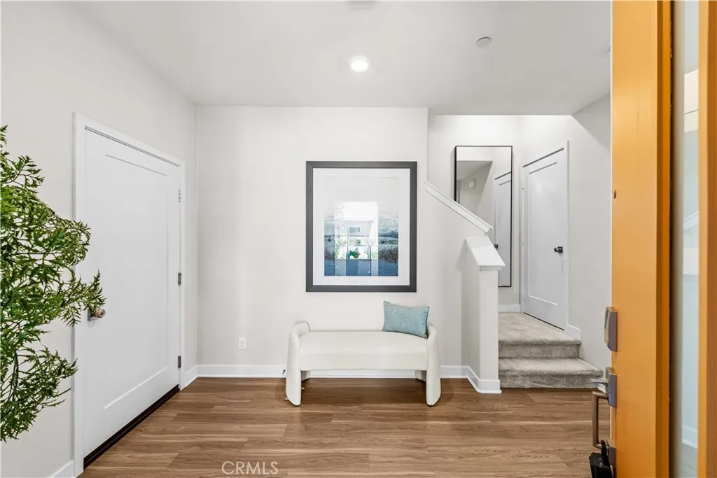 Additional image 47 of 236 keeper, Irvine, CA 92618