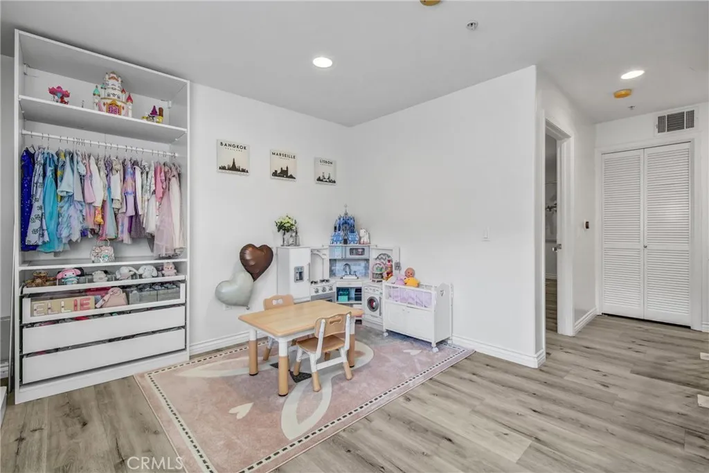 Additional image 12 of 1133 S Hoover Street Unit 314, Los Angeles, CA 90006