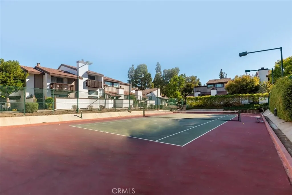6255 Canoga Avenue Unit 18, Los Angeles, CA 91367