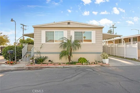 2505 Foothill Boulevard Unit 74, San Bernardino, CA 92410 - MLS#: IG25063963