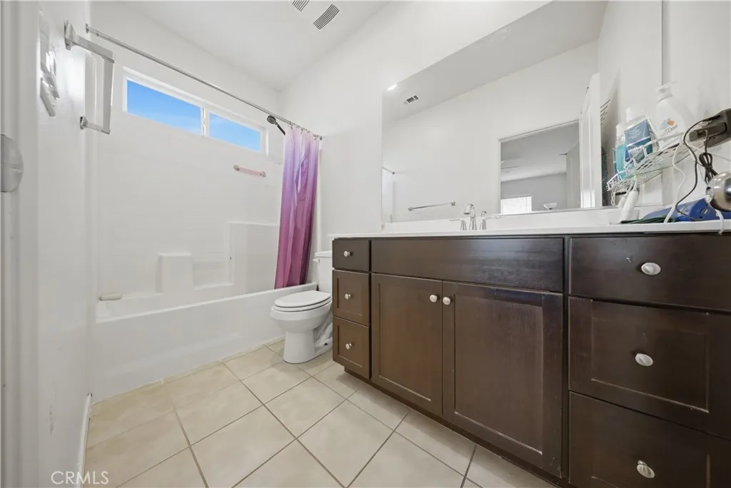 Additional image 19 of 44137 37th St W, Lancaster, CA 93536