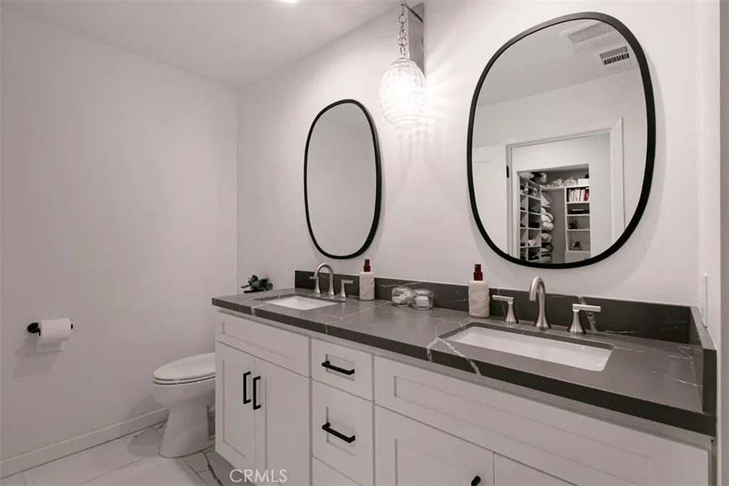 Additional image 70 of 22841 Calvert St, Woodland Hills, CA 91367